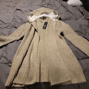 Fashion Nova Far gone hooded cardigan in oatmeal size medium..still in packaging